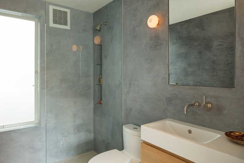 Отделка стен в ванной комнате штукатуркой: какую выбрать, правила нанесения