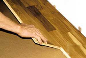 Как уложить ламинат на деревянный пол