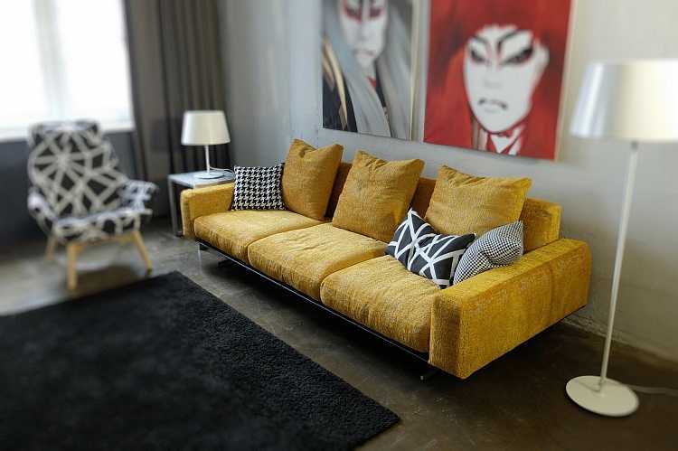 Мягкая мебель для гостиной: модные тенденции и правила выбора