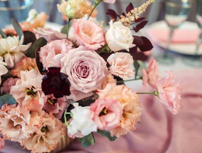 Свадебный букет невесты: фото, как сделать своими руками из роз, пионов и атласных лент, видео