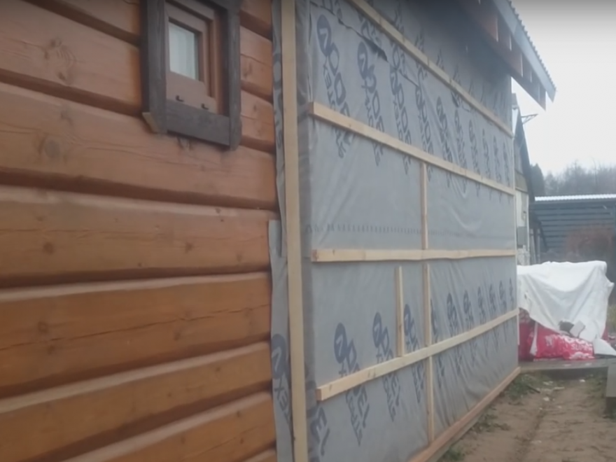Утепление крыши в деревянном доме: видео-инструкция как правильно утеплить своими руками, чем лучше, цена, фото