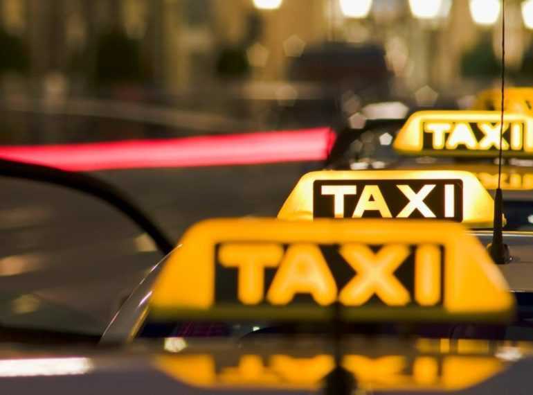 Права и обязанности таксиста и пассажира