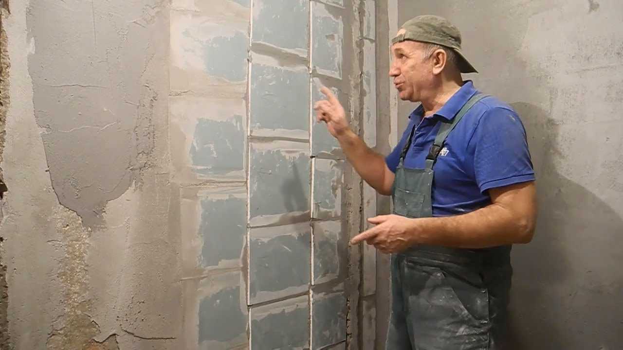 Чем штукатурить стены в ванной под плитку – советы мастеров