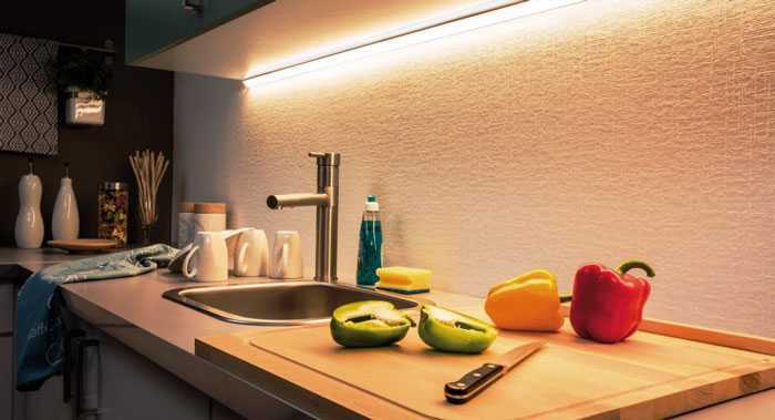 Светодиодная лента на кухню под шкафы: инструкция по установке 